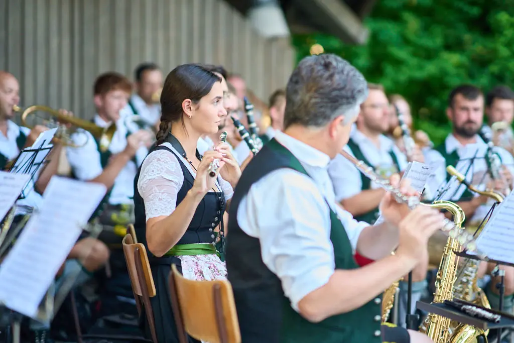 Musikkapelle im Kurpark Bad Feilnbach.
